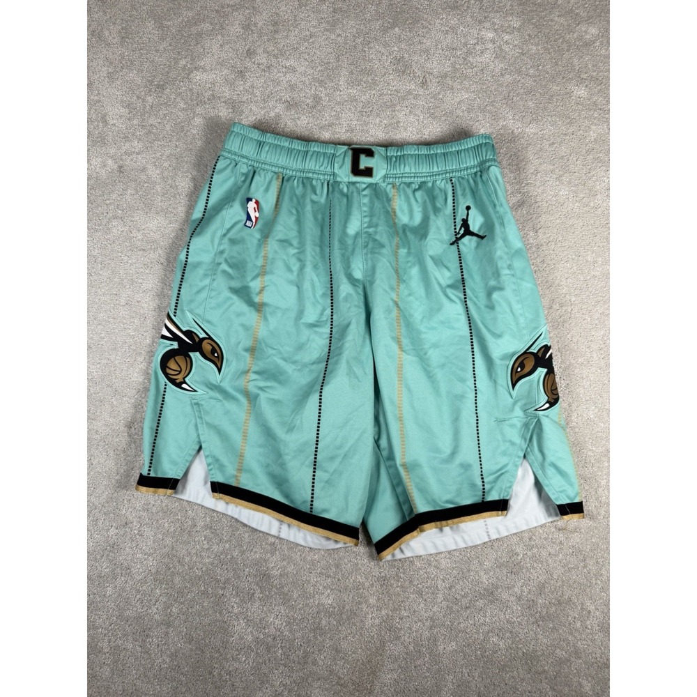 Jordan Nike Charlotte Hornets Authentic NBA Dri Fit ADV Game Shorts Size 38-L **